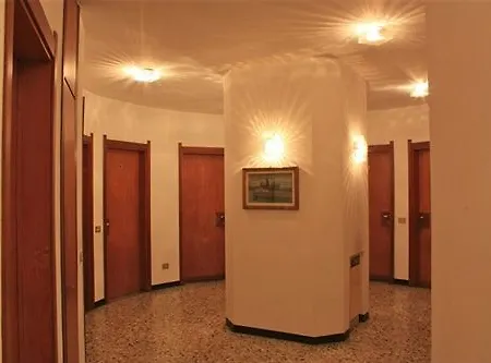 Hotel Aurora Colico