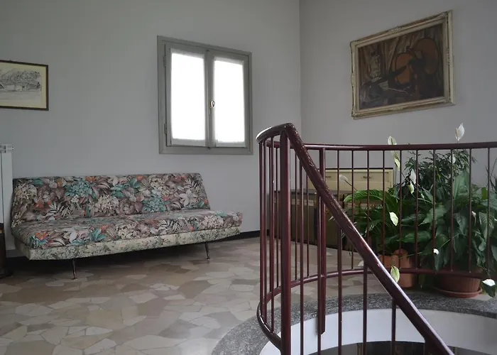 Otel Aurora Colico